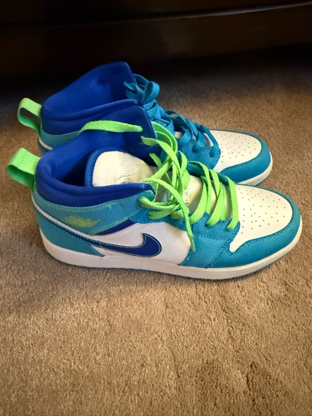 Jordan 1 Mid SE Sprite blue 7Y